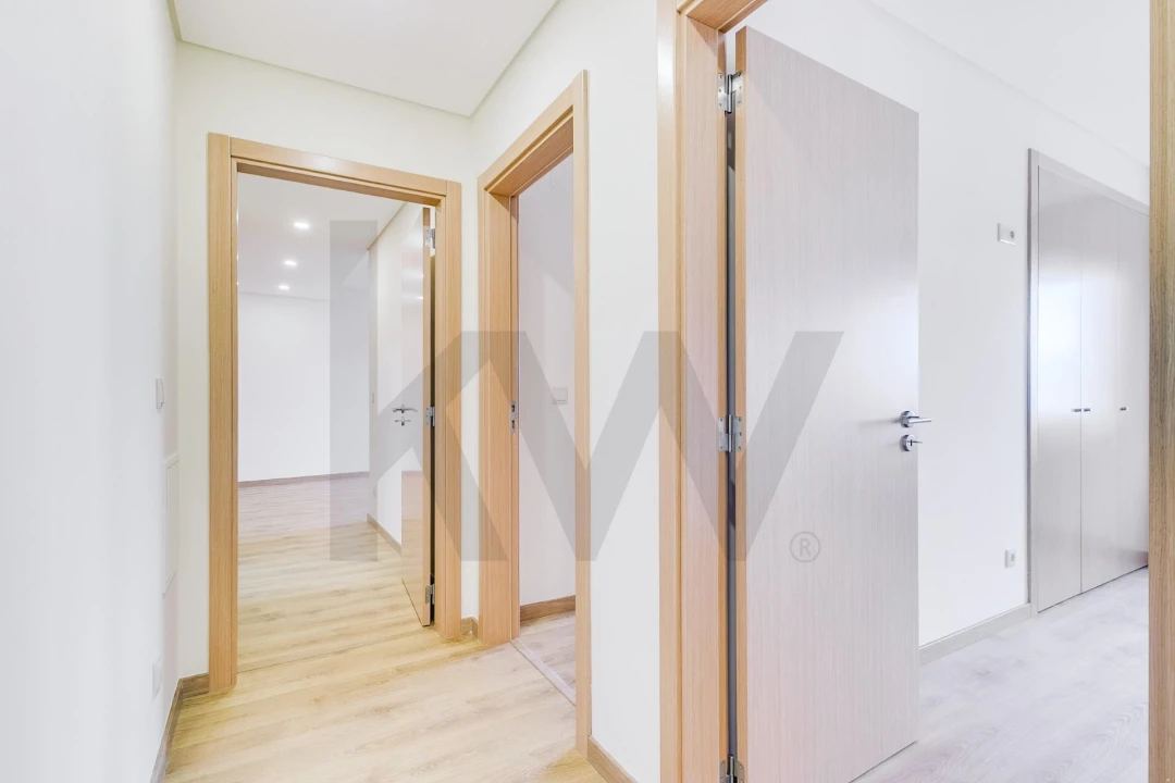 Apartamento T3 para Venda em São Domingos de Benfica Foto 7