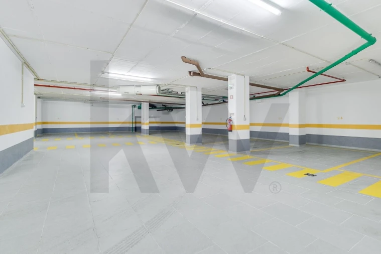 Apartamento T3 para Venda em São Domingos de Benfica Foto 36