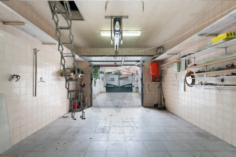 Moradia T4 para Venda em Pontinha e Famões Foto 60