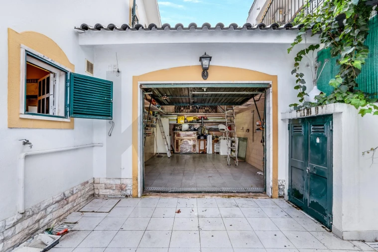 Moradia T4 para Venda em Pontinha e Famões Foto 62