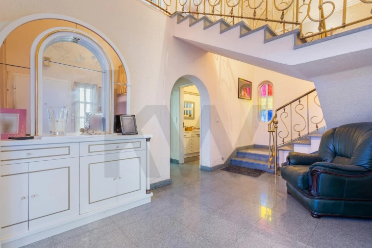 Moradia T4 para Venda em Pontinha e Famões Foto 43