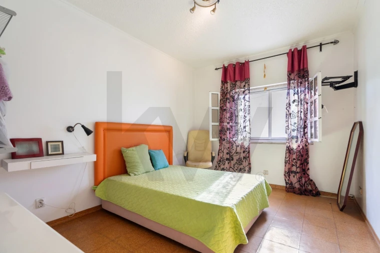 Moradia T4 para Venda em Pontinha e Famões Foto 34