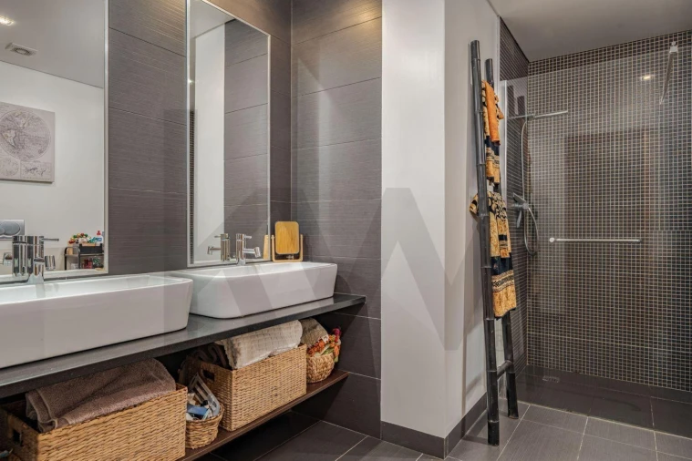 Apartamento T2 para Venda em Caniço Foto 21