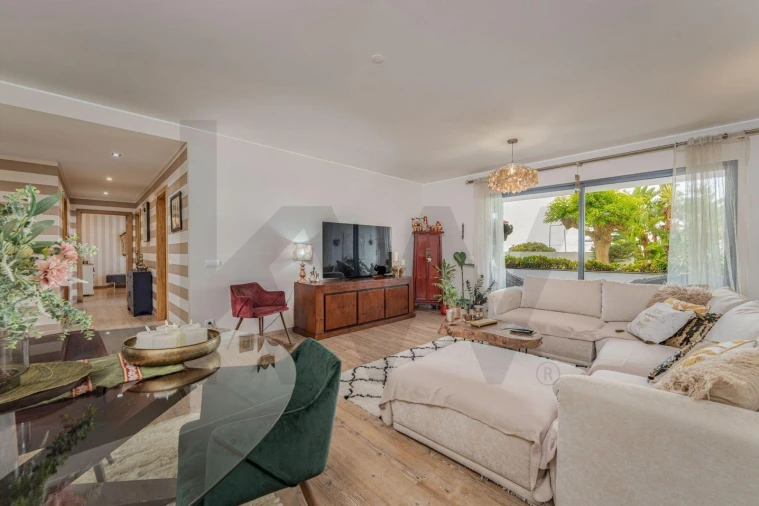 Apartamento T2 para Venda em Caniço Foto 4