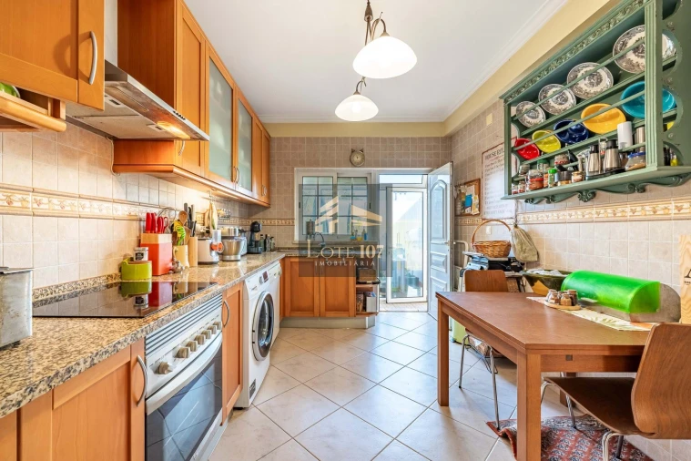 Moradia T4 para Venda em Seixal, Arrentela e Aldeia de Paio Pires Foto 21