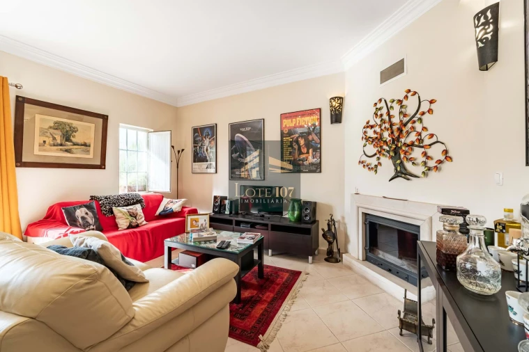 Moradia T4 para Venda em Seixal, Arrentela e Aldeia de Paio Pires Foto 17