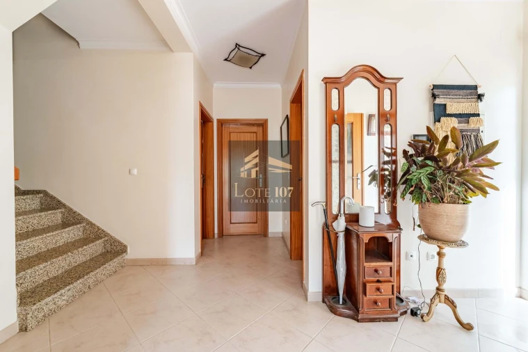 Moradia T4 para Venda em Seixal, Arrentela e Aldeia de Paio Pires Foto 18