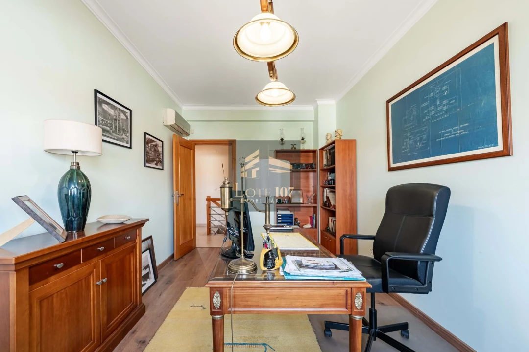 Moradia T4 para Venda em Seixal, Arrentela e Aldeia de Paio Pires Foto 29