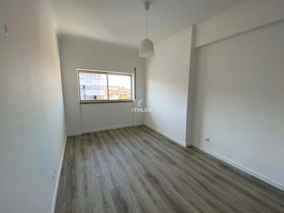 Apartamento T3 para Arrendamento em Almada, Cova da Piedade, Pragal e Cacilhas Foto 21