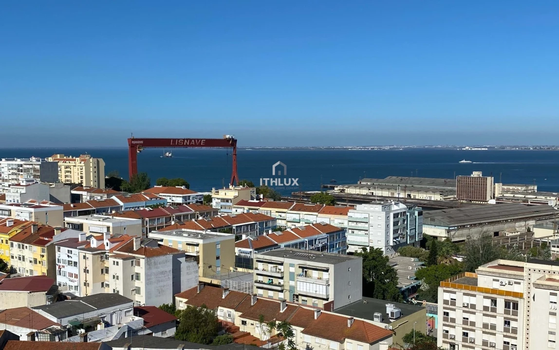 Apartamento T3 para Arrendamento em Almada, Cova da Piedade, Pragal e Cacilhas Foto 8