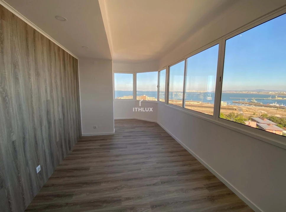 Apartamento T3 para Arrendamento em Almada, Cova da Piedade, Pragal e Cacilhas Foto 12