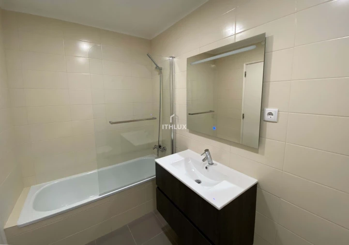 Apartamento T3 para Arrendamento em Almada, Cova da Piedade, Pragal e Cacilhas Foto 17