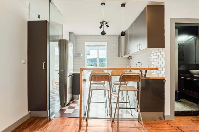 Apartamento T2 para Venda em Campolide Foto 3