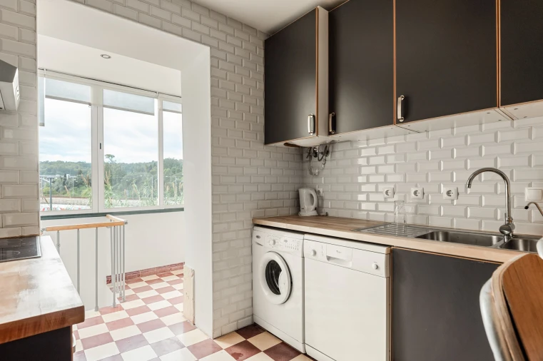 Apartamento T2 para Venda em Campolide Foto 5