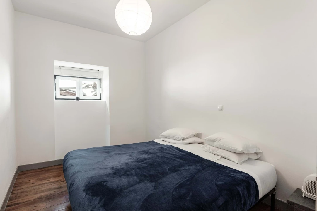 Apartamento T2 para Venda em Campolide Foto 12