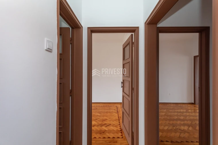 Apartamento T2 para Venda em Agualva e Mira-Sintra Foto 18