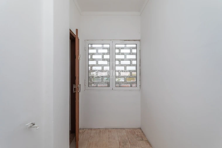 Apartamento T2 para Venda em Agualva e Mira-Sintra Foto 12