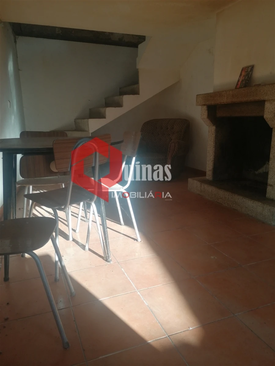 Moradia T1 para Arrendamento em Baraçal Foto 5