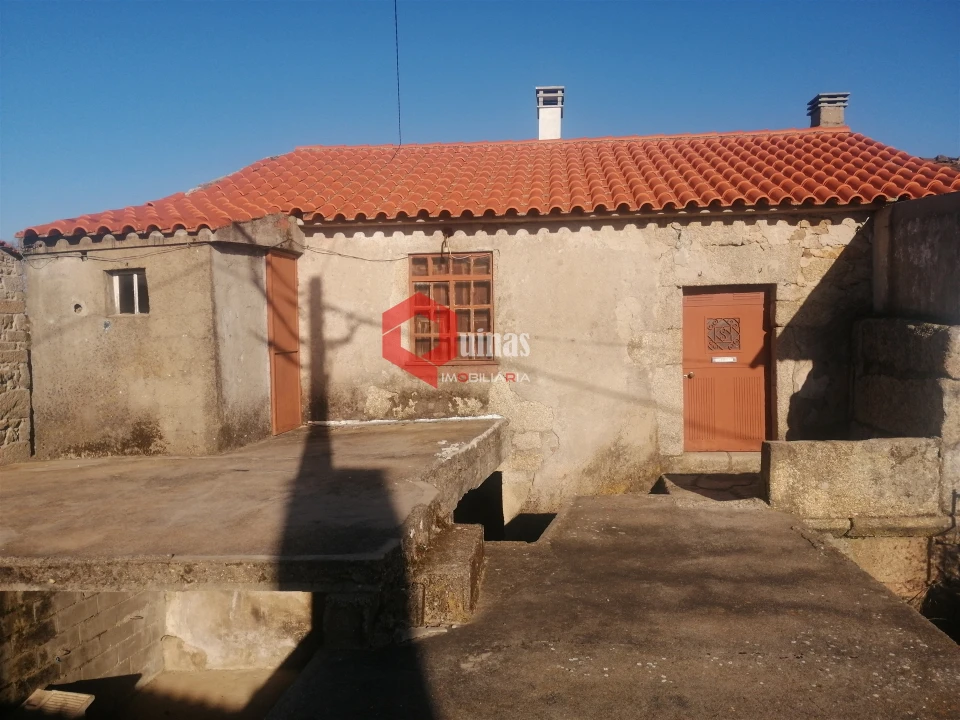 Moradia T1 para Arrendamento em Baraçal Foto 15