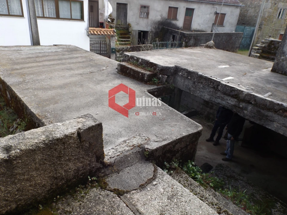 Moradia T1 para Arrendamento em Baraçal Foto 24