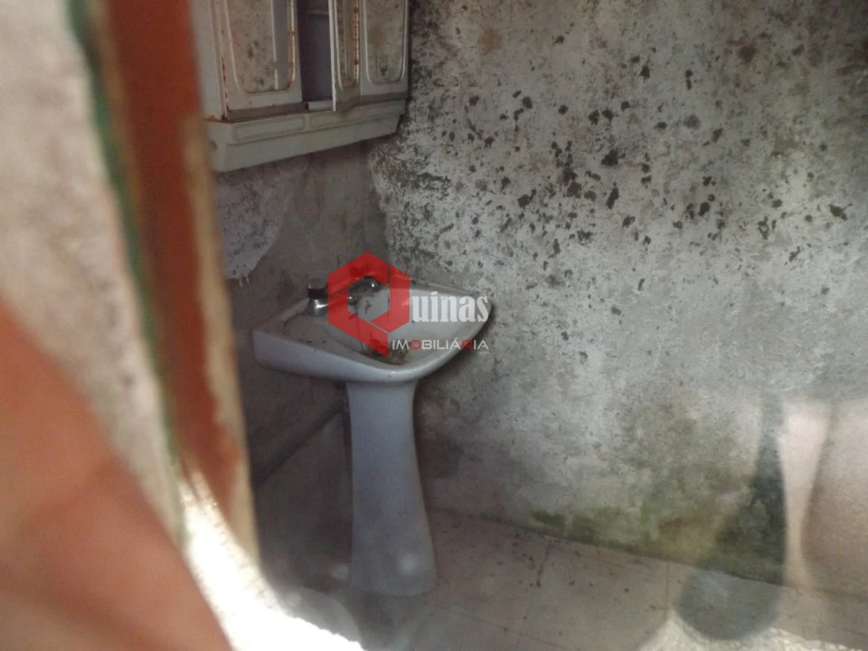 Moradia T1 para Arrendamento em Baraçal Foto 25