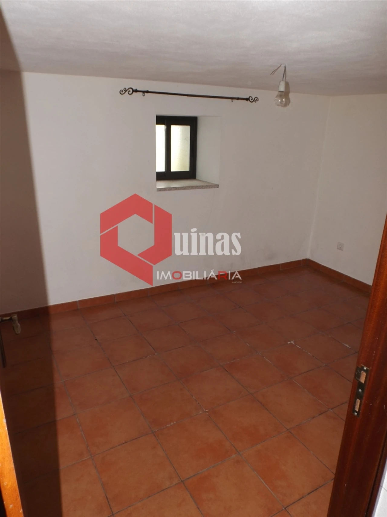 Moradia T1 para Arrendamento em Baraçal Foto 32