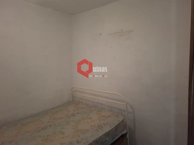 Moradia T1 para Arrendamento em Baraçal Foto 21