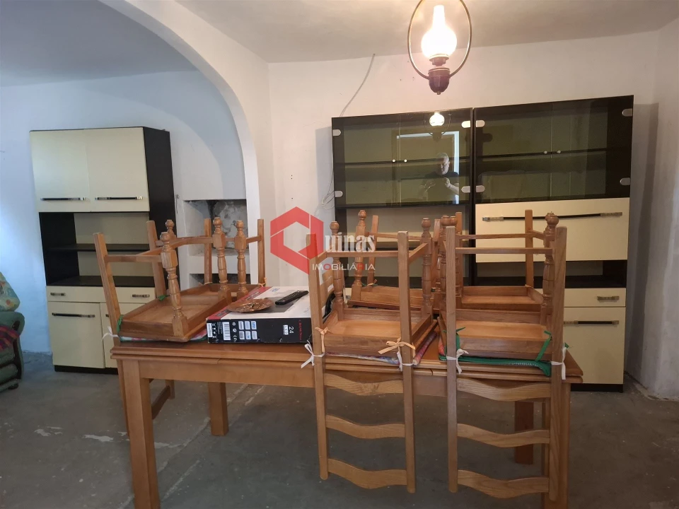 Moradia T1 para Arrendamento em Baraçal Foto 16