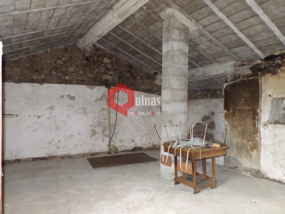 Moradia T1 para Venda em Baraçal Foto 27