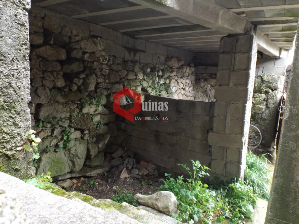 Moradia T1 para Venda em Baraçal Foto 37