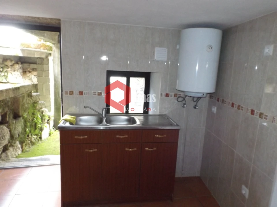 Moradia T1 para Venda em Baraçal Foto 29