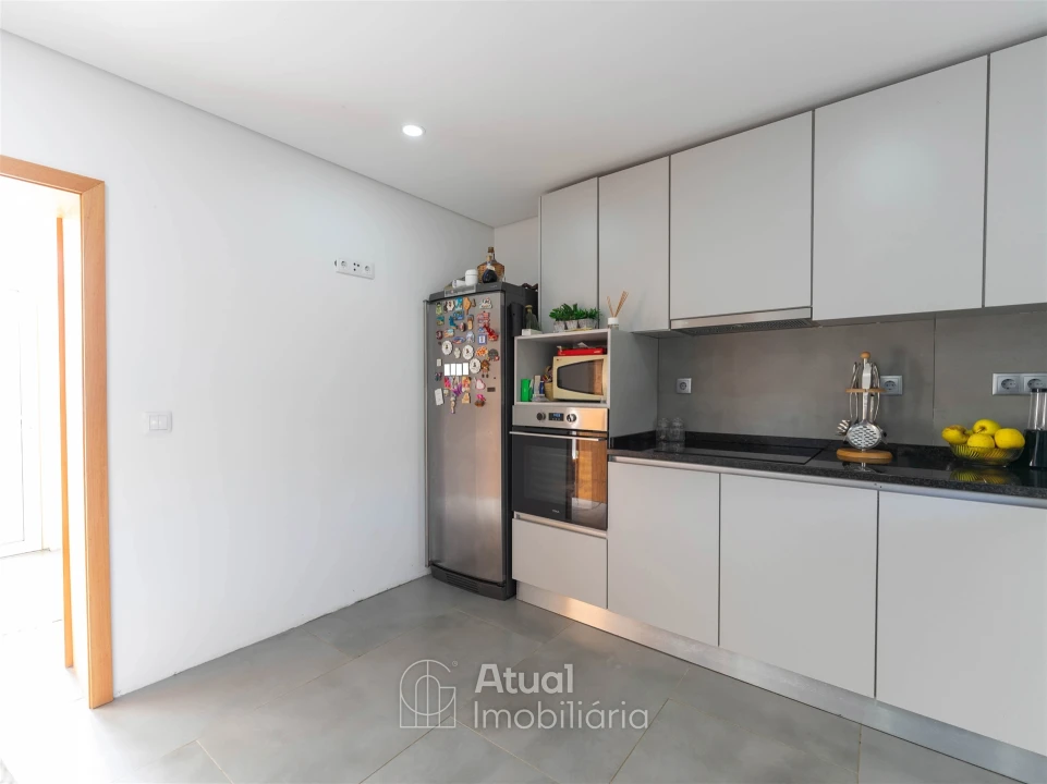 Moradia T6 para Venda em Regilde Foto 7