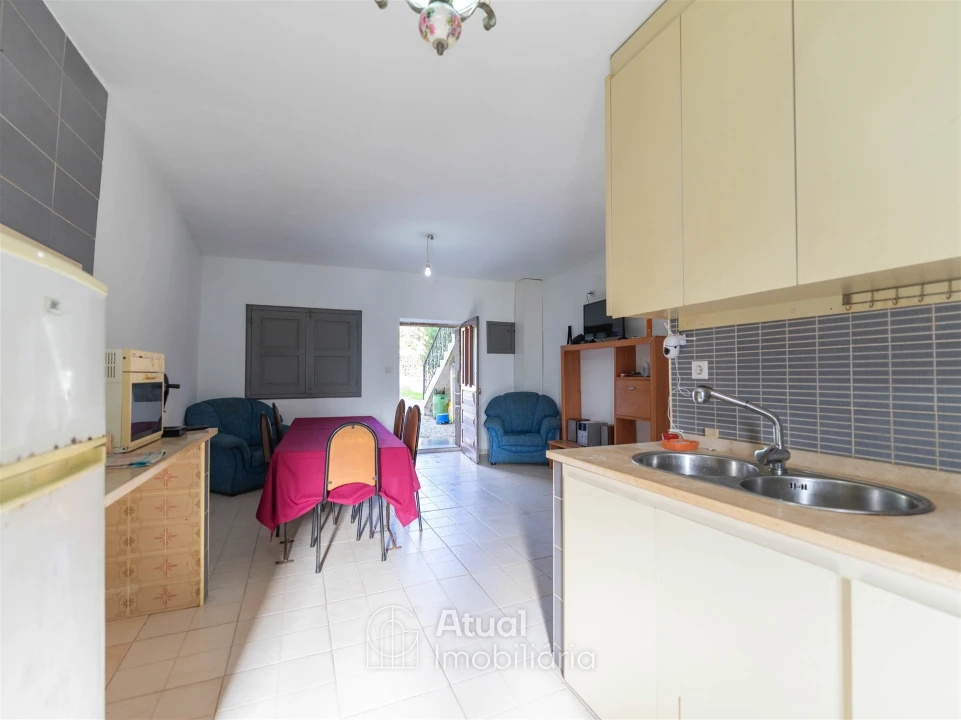 Moradia T6 para Venda em Regilde Foto 31