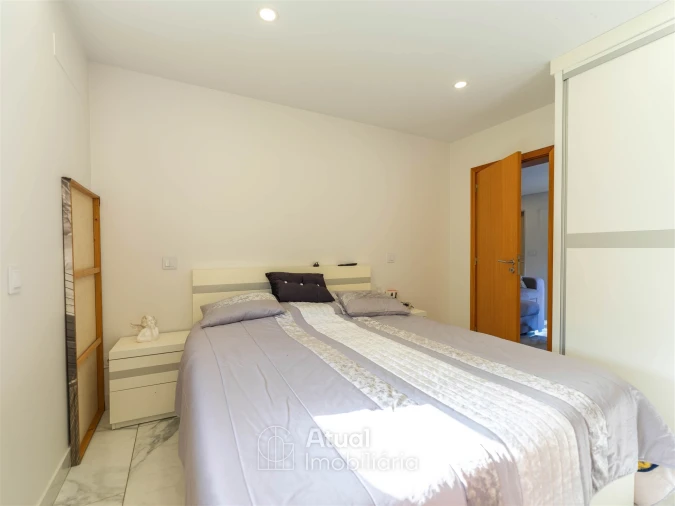 Moradia T6 para Venda em Regilde Foto 12