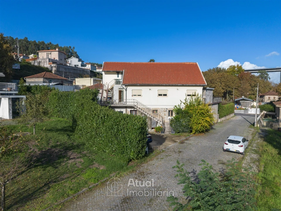 Moradia T6 para Venda em Regilde Foto 39