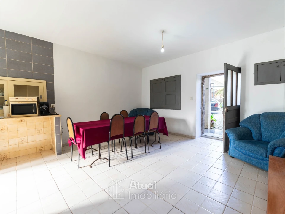 Moradia T6 para Venda em Regilde Foto 33