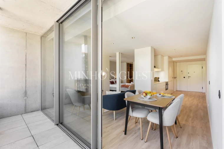 Apartamento T0 para Arrendamento férias em Braga (Maximinos, Sé e Cividade) Foto 7