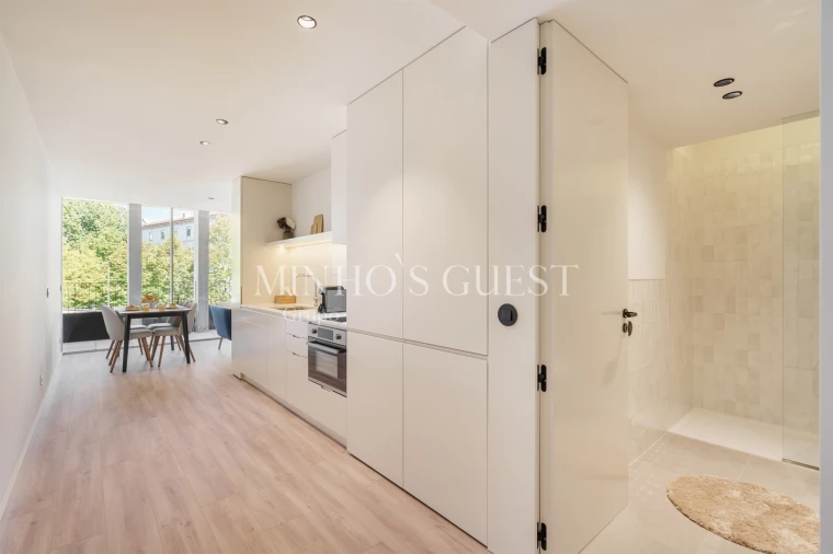 Apartamento T0 para Arrendamento férias em Braga (Maximinos, Sé e Cividade) Foto 18