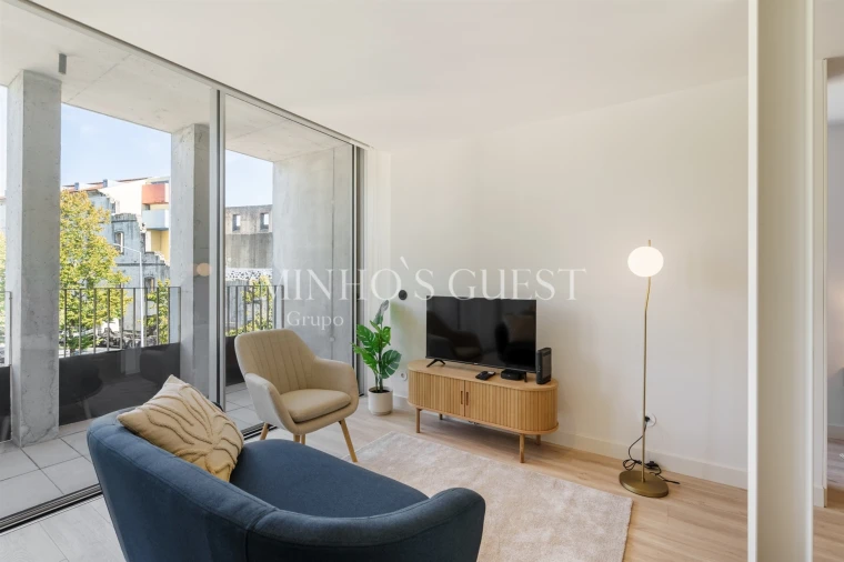 Apartamento T0 para Arrendamento férias em Braga (Maximinos, Sé e Cividade) Foto 14