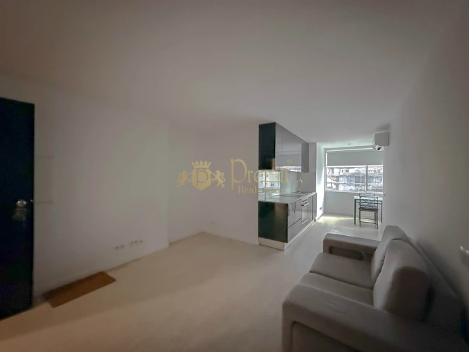 Apartamento T1 para Arrendamento em Oliveira, São Paio e São Sebastião Foto 3