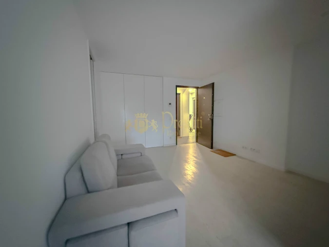 Apartamento T1 para Arrendamento em Oliveira, São Paio e São Sebastião Foto 8