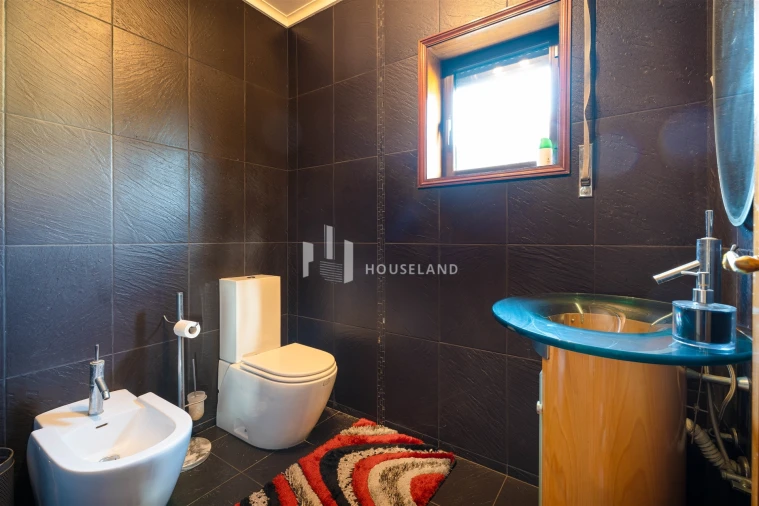 Moradia T4 para Venda em Anta e Guetim Foto 7