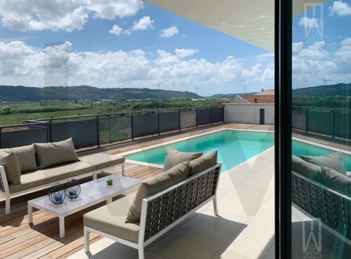 Moradia T2 para Venda em Maiorga Foto 4