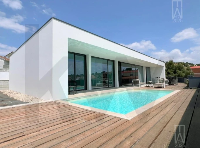 Moradia T2 para Venda em Maiorga Foto 24