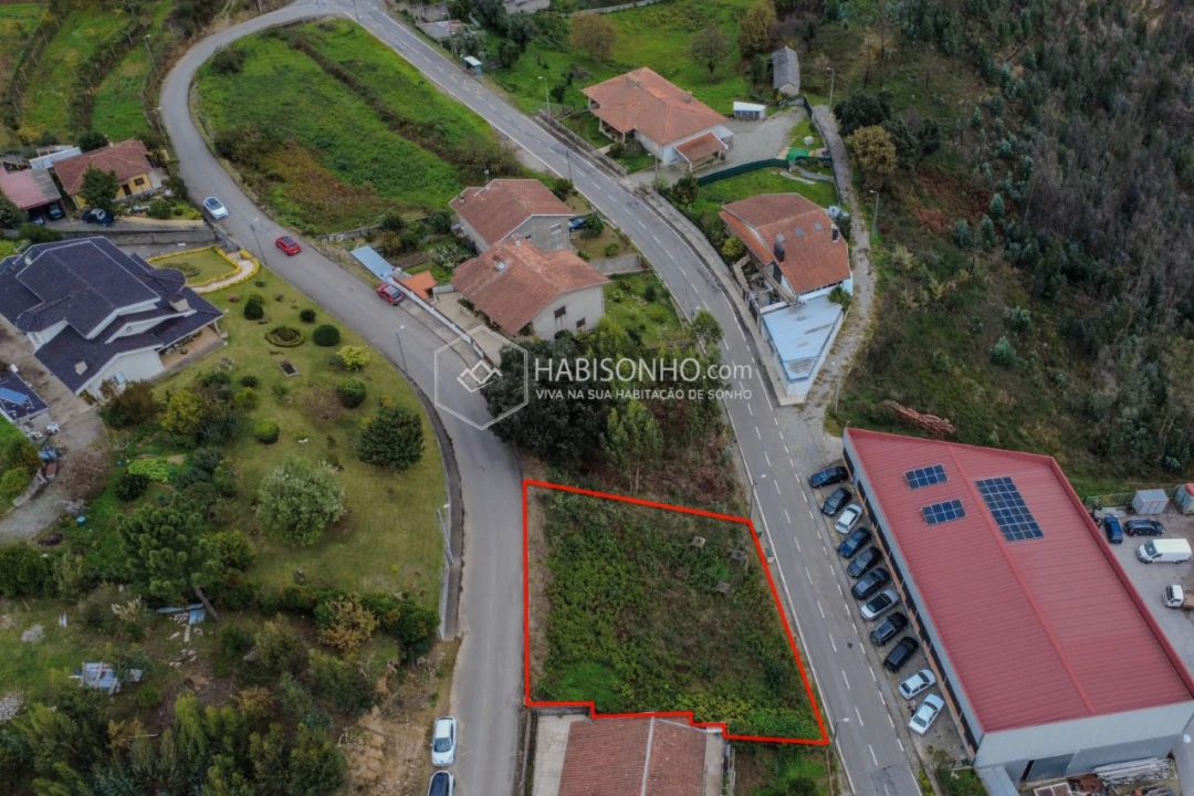 Terreno para Venda em Foz do Sousa e Covelo Foto 6