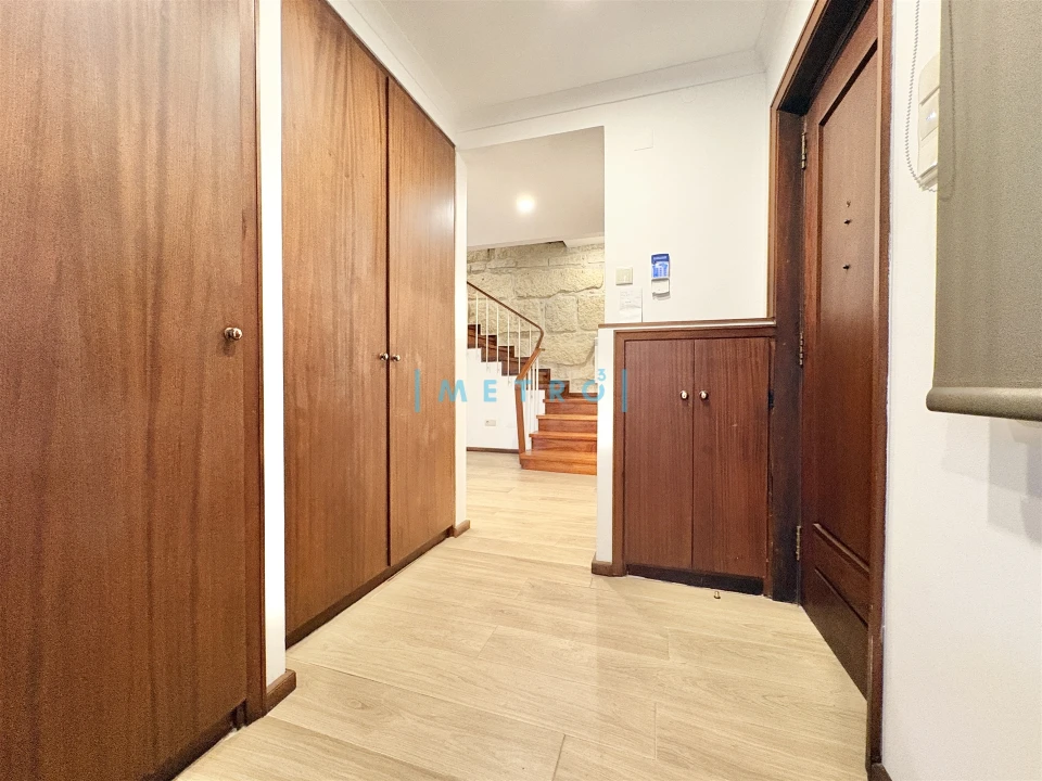 Moradia T6 para Venda em São Mamede de Infesta e Senhora da Hora Foto 3