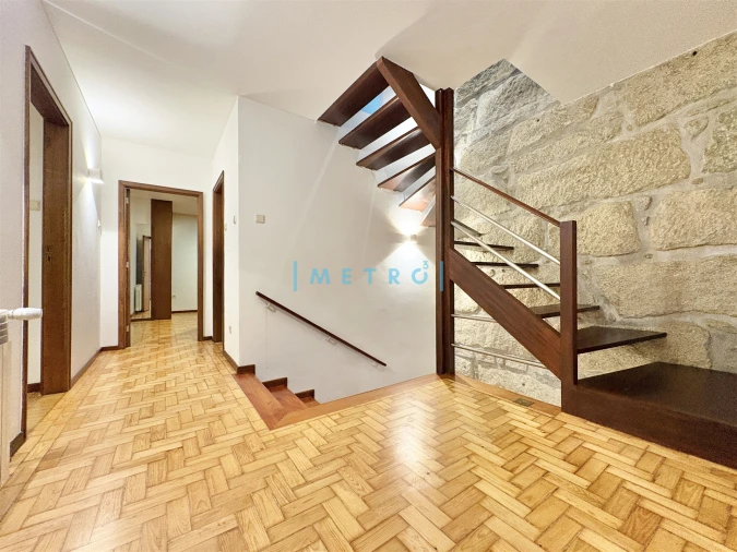 Moradia T6 para Venda em São Mamede de Infesta e Senhora da Hora Foto 29