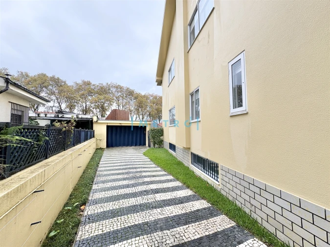 Moradia T6 para Venda em São Mamede de Infesta e Senhora da Hora Foto 38