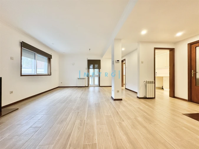 Moradia T6 para Venda em São Mamede de Infesta e Senhora da Hora Foto 6