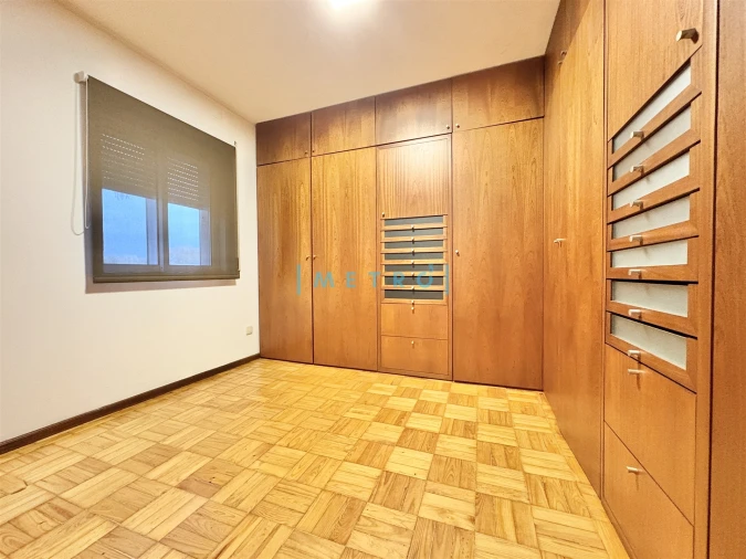 Moradia T6 para Venda em São Mamede de Infesta e Senhora da Hora Foto 18